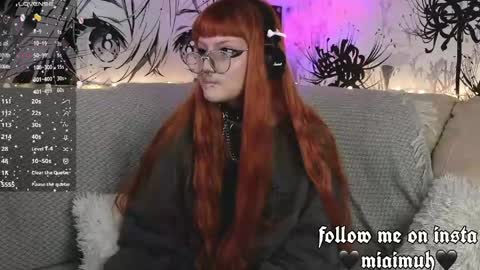 Mia online show from 04-24-26, 09:17