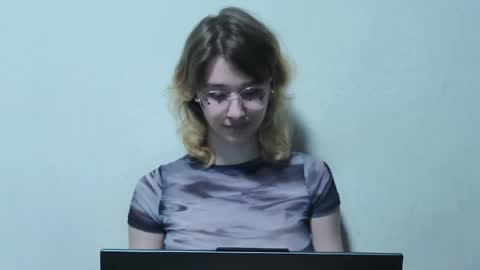 Kate online show from 05-11-26, 04:59