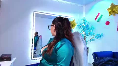 Snapshot of silvana_lane chatting on 06-27-26, 07:19 Silvana online show from 06-27-26, 07:19