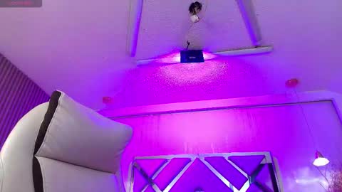 Snapshot of silvana_monroe chatting on 03-06-26, 01:18 SIlvana online show from 03-06-26, 01:18