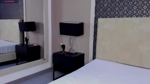 Snapshot of silvanaduran chatting on 01-15-26, 08:45 Silvana online show from 01-15-26, 08:45