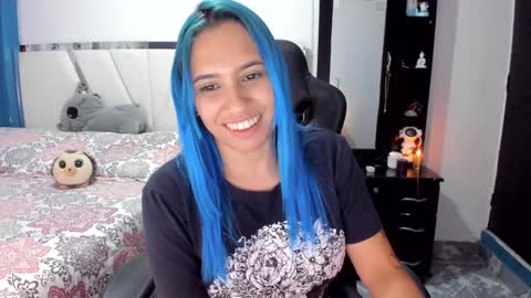 Snapshot of silver_jinx chatting on 01-26-25, 03:06 powder online show from 01-26-25, 03:06