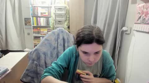 Snapshot of silvercaramel chatting on 11-23-25, 09:47 silvercaramel online show from 11-23-25, 09:47