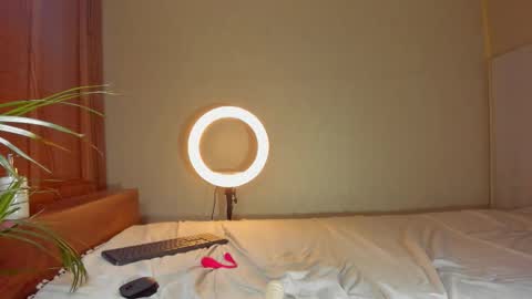 silverhase1 online show from 02-21-26, 04:24