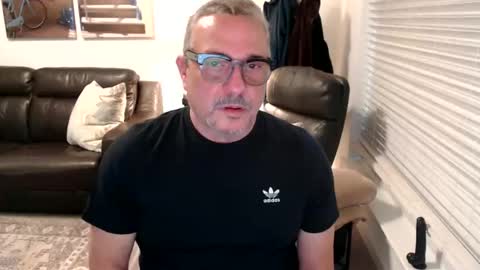 silveroli187 online show from 10-04-25, 02:59