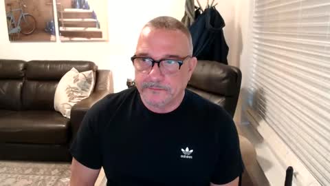 silveroli187 online show from 11-16-25, 02:22