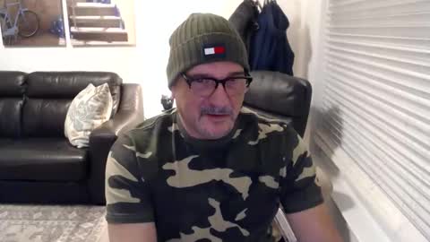 silveroli187 online show from 11-20-25, 03:12