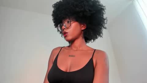 Snapshot of silverosequeen chatting on 06-02-26, 03:25 silverosequeen online show from 06-02-26, 03:25