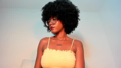 Snapshot of silverosequeen chatting on 06-22-26, 06:21 silverosequeen online show from 06-22-26, 06:21
