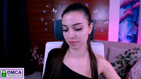 Snapshot of silvia_queen1 chatting on 12-01-24, 11:47 Silvia nude in pvt online show from 12-01-24, 11:47