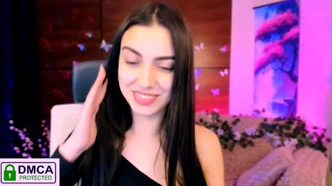 Snapshot of silvia_queen1 chatting on 01-16-25, 01:37 Silvia nude in pvt online show from 01-16-25, 01:37