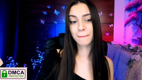 Snapshot of silvia_queen1 chatting on 01-23-25, 02:33 Silvia nude in pvt online show from 01-23-25, 02:33