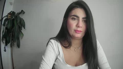 Snapshot of silviecollins chatting on 02-17-25, 09:52 Silvie online show from 02-17-25, 09:52