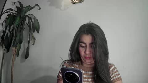 Snapshot of silviecollins chatting on 02-24-25, 01:57 Silvie online show from 02-24-25, 01:57