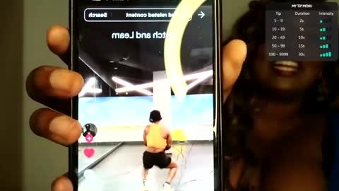 Simin Fox online show from 05-19-26, 01:56