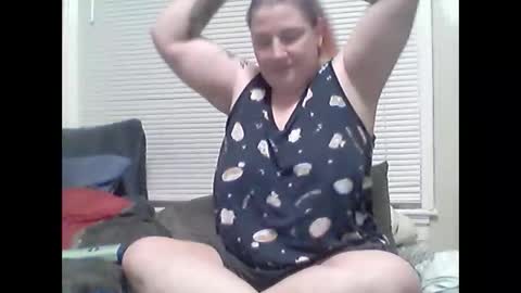 Snapshot of simm_w chatting on 02-02-26, 11:58 Simm W online show from 02-02-26, 11:58