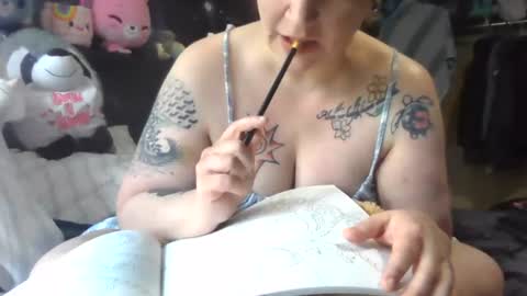 Snapshot of simm_w chatting on 06-15-26, 05:26 Simm W online show from 06-15-26, 05:26