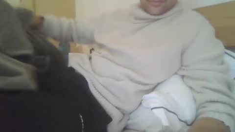 Snapshot of simml98 chatting on 12-16-24, 12:38 Sam online show from 12-16-24, 12:38