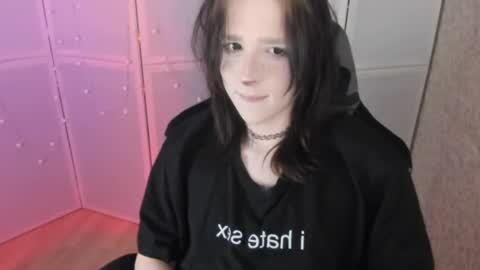 Snapshot of simochka_ chatting on 05-11-26, 03:51 Simochka online show from 05-11-26, 03:51