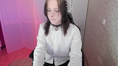Snapshot of simochka_ chatting on 05-12-26, 12:57 Simochka online show from 05-12-26, 12:57