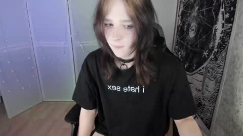 Snapshot of simochka_ chatting on 06-09-26, 09:10 Simochka online show from 06-09-26, 09:10