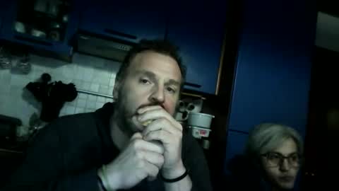 Snapshot of simodav chatting on 02-17-26, 06:47 simodav online show from 02-17-26, 06:47