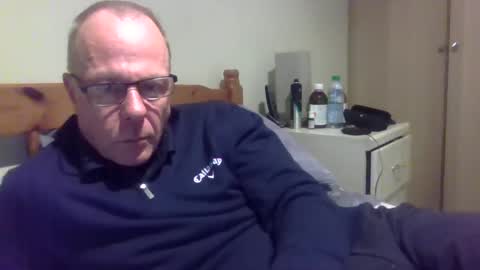 Snapshot of simon56691 chatting on 03-12-25, 07:06 simon56691 online show from 03-12-25, 07:06