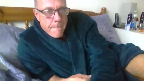 Snapshot of simon56691 chatting on 10-03-25, 03:31 simon56691 online show from 10-03-25, 03:31