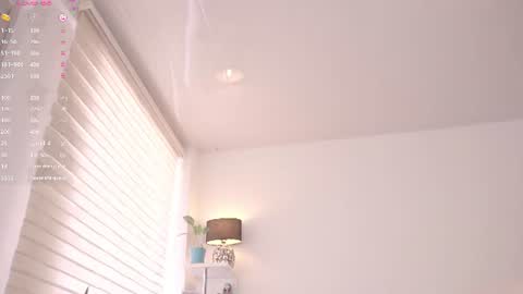 Snapshot of simon_bane01 chatting on 07-28-26, 04:39 Little Sunshine online show from 07-28-26, 04:39