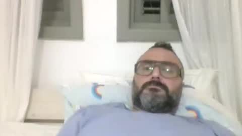 Snapshot of simon_bb chatting on 05-05-26, 08:28 Si online show from 05-05-26, 08:28