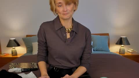 Simona  online show from 05-01-26, 07:24