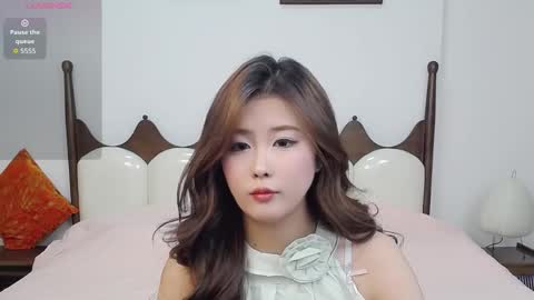 Snapshot of simonastephanie chatting on 10-23-25, 06:17 simonastephanie online show from 10-23-25, 06:17