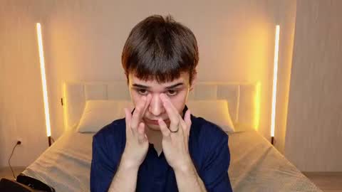 Alex online show from 06-20-26, 12:19
