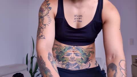 Sim. online show from 09-28-25, 04:23