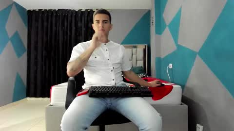 SIMON KELER online show from 12-31-24, 02:29