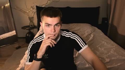 Simon online show from 04-24-26, 05:26