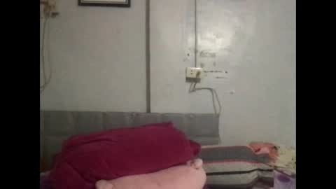 Snapshot of simplecity45 chatting on 12-11-24, 12:44 Carolyn online show from 12-11-24, 12:44