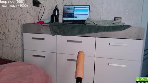 regina online show from 02-19-25, 12:44