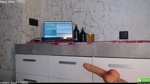 regina online show from 09-16-25, 06:47