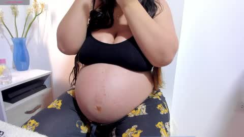 zoe online show from 04-15-26, 07:21