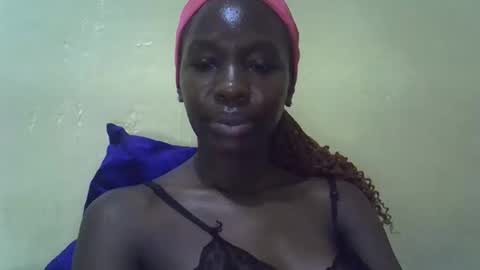 Snapshot of simplyloy33 chatting on 05-03-26, 06:52 simplyloy33 online show from 05-03-26, 06:52