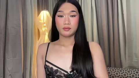 Snapshot of simplysultrykylie chatting on 05-20-26, 06:36 Kylie online show from 05-20-26, 06:36