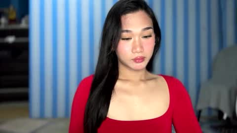 Snapshot of simplysultrykylie chatting on 05-27-26, 09:01 Kylie online show from 05-27-26, 09:01