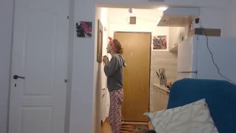 Snapshot of simyhvn chatting on 02-07-25, 05:10 simyhvn online show from 02-07-25, 05:10