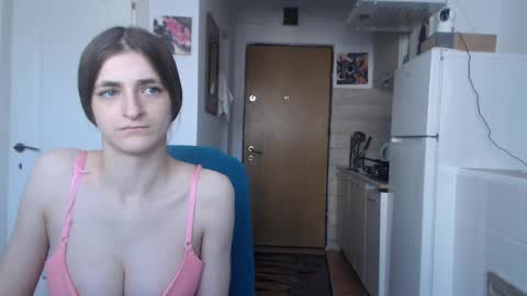 Snapshot of simyhvn chatting on 02-13-25, 07:03 simyhvn online show from 02-13-25, 07:03