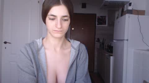 Snapshot of simyhvn chatting on 02-19-25, 05:16 simyhvn online show from 02-19-25, 05:16