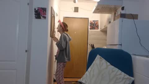 Snapshot of simyhvn chatting on 02-26-25, 05:09 simyhvn online show from 02-26-25, 05:09