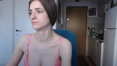 Snapshot of simyhvn chatting on 03-06-25, 05:35 simyhvn online show from 03-06-25, 05:35