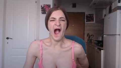 Snapshot of simyhvn chatting on 03-08-25, 05:17 simyhvn online show from 03-08-25, 05:17