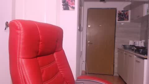 Snapshot of simyhvn chatting on 10-16-25, 04:52 simyhvn online show from 10-16-25, 04:52